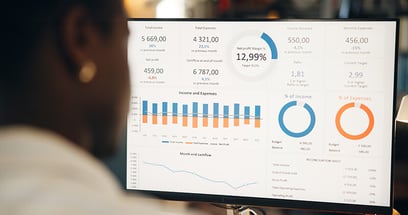 computer-screen-trading-and-back-with-charts-hom-2025-01-02-20-41-23-utc