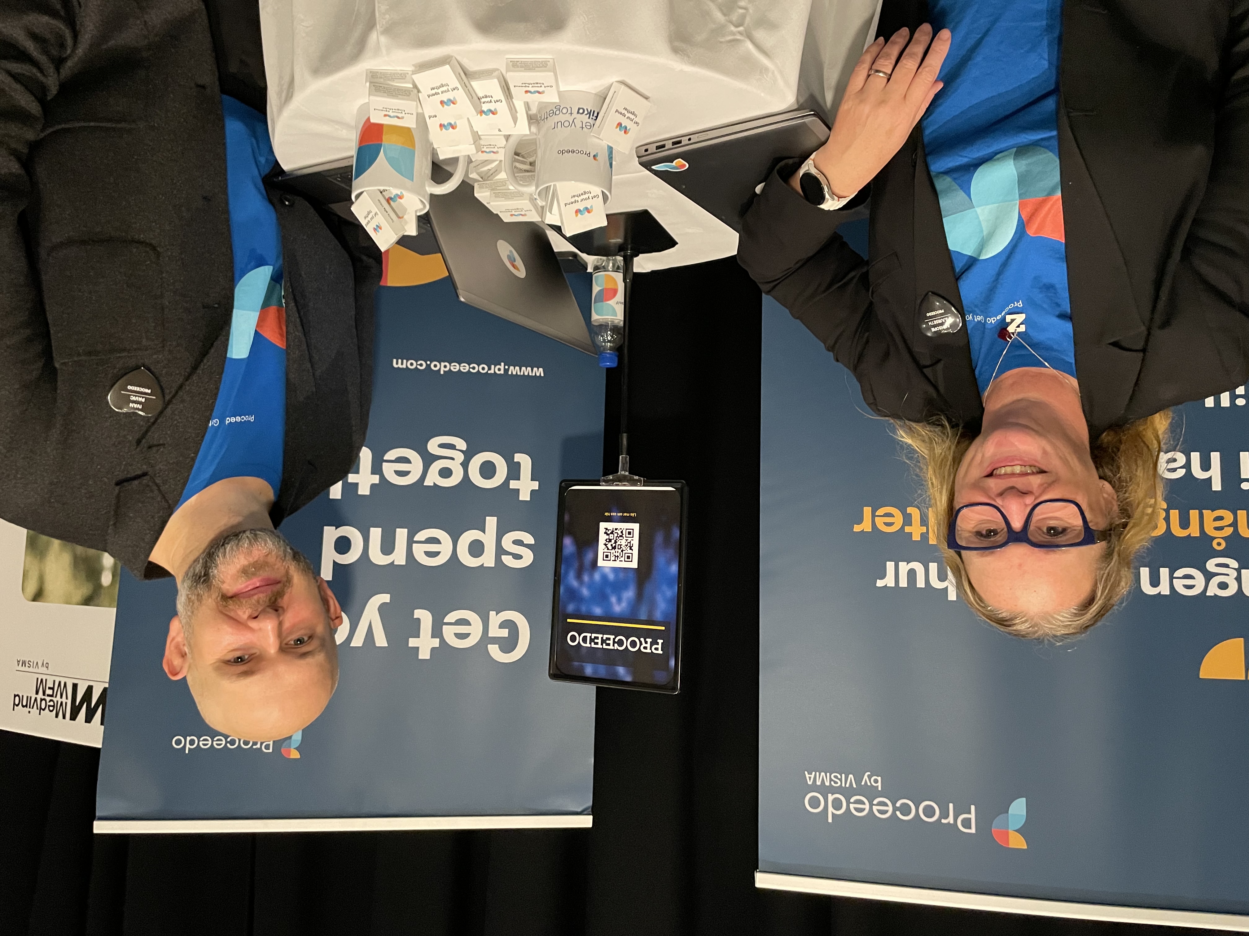 5D7855A4-CC19-4602-BBF5-000AA34D733A